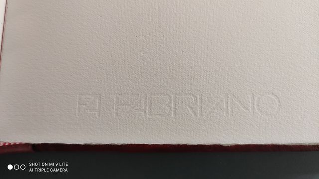 Diario in pelle rossa antico