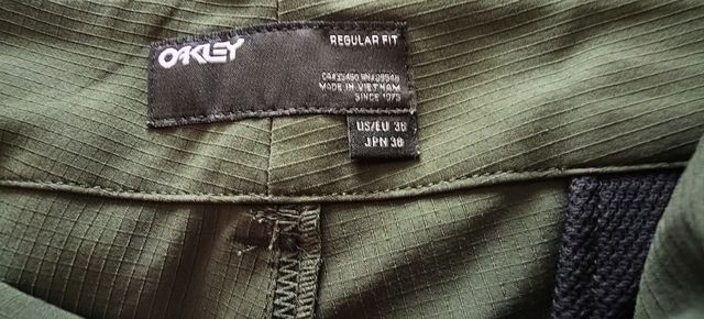 Shorts Oakley Cargo - Verde Oliva