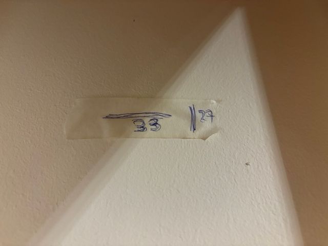 Cubre limitadores y cuadro madera todo 10 euros