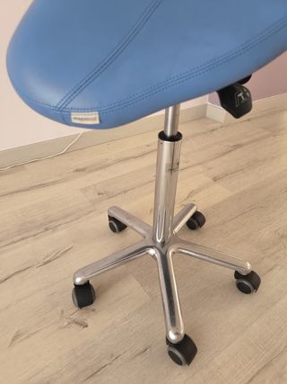 Taburete Ecopostural Pony Azul