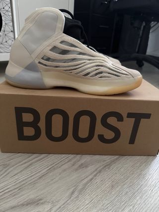 Yeezy QNTM Zapatillas Beige/Blanco