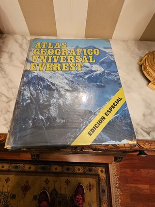 Lote de 22 libros usados.