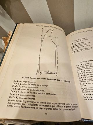 Lote de 22 libros usados.