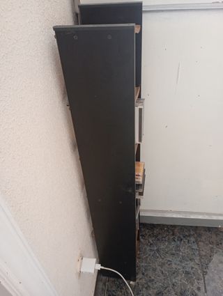 Estanteria CD - Madera negra y marrón