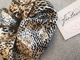 Scrunchie leopardato beige e marrone