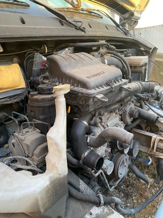 Asientos camión + motor  i muchas cosas mas 