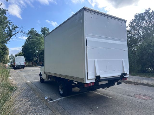 FORD TRANSIT CHASIS 2.5 TDCI 100 CV – Caja Carroza