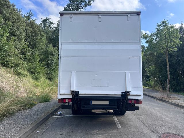 FORD TRANSIT CHASIS 2.5 TDCI 100 CV – Caja Carroza
