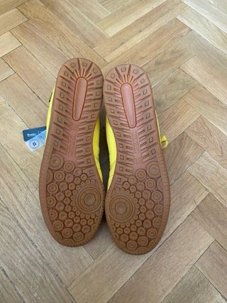 Zapatillas nuevas Munich Gresca amarillas