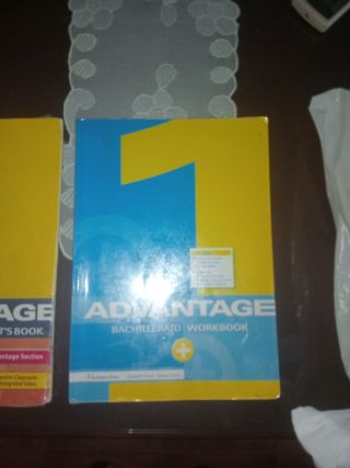 ADVANTAGE FOR BACHILLERATO 1. ST'S BOOK (2017)