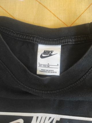 Camiseta Nike negra talla XS