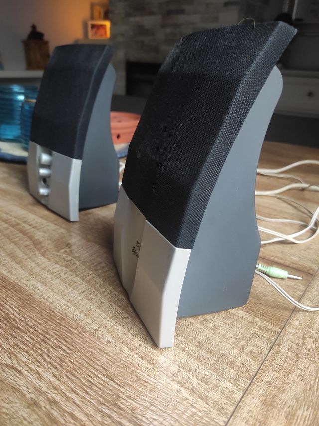 Altavoces Hi-Fi 2.0