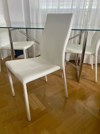 4 sillas de comedor 