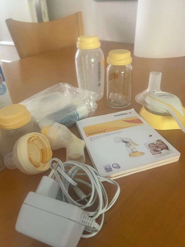 Sacaleches Medela Harmony + accesorios