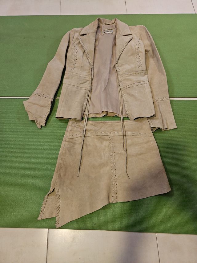 Traje ante beige Green Coast - Talla M