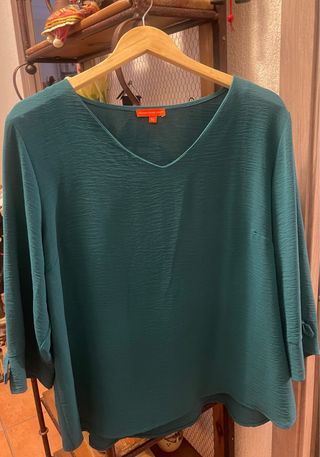 Blusa Verde talla 52
