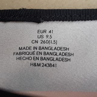 Ballerine H&M nere n.41 più due omaggi.