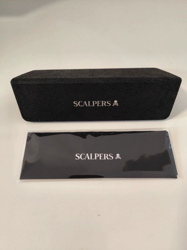 Funda gafas Scalpers negra - NUEVA