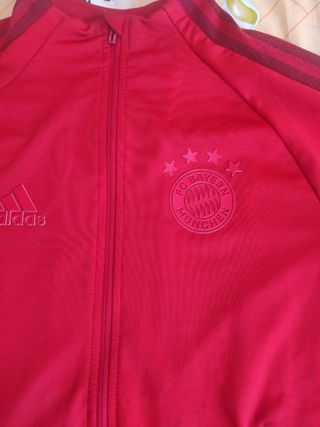Chaqueta Adidas Bayern Munich roja talla XS