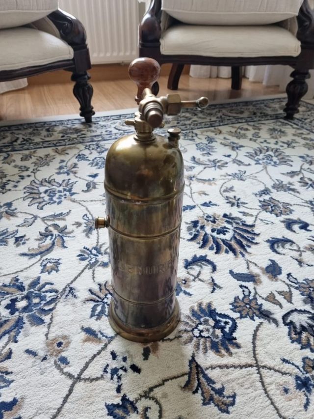 Pulverizador antiguo