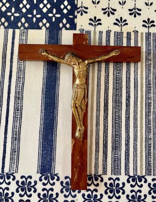 Crocifisso vintage in legno