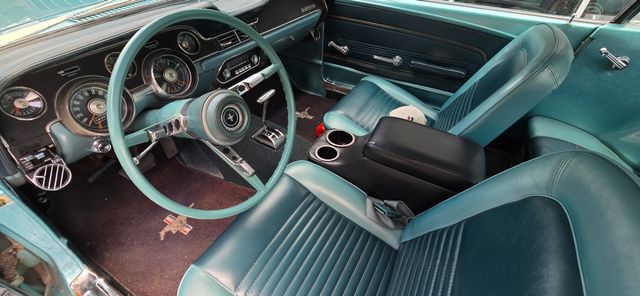 Ford Mustang Coupe  1967 V8 con Aire Acondicionado