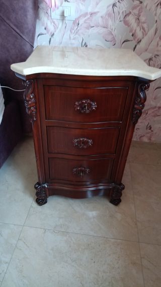 Mobili in legno massello 