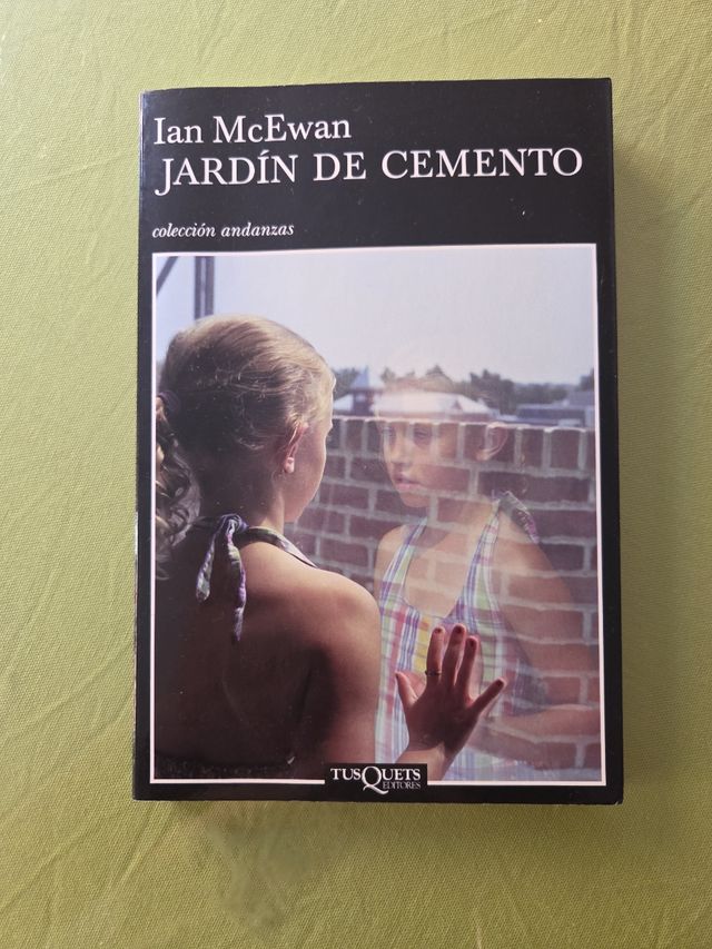Jardín de cemento. Ian McEwam.