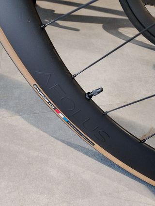 Trek Madone SL 7 Gen 8 Matte Lunar Silver