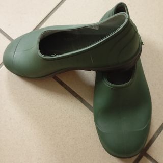 Scarpe giardino verdi tg.37