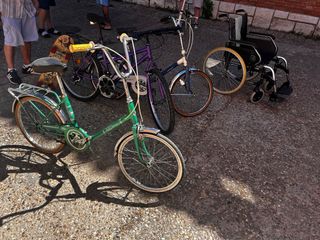 3 Bicicletas clásicas + Silla ruedas