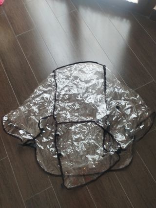 Silla paseo Cybex ligera con plástico impermeable 