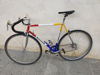 Bicicleta razesa clásica