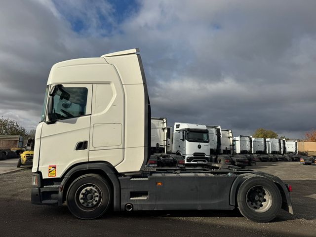 SCANIA S450: Cabeza Tractora