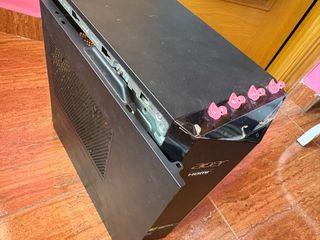 PC Acer torre negra