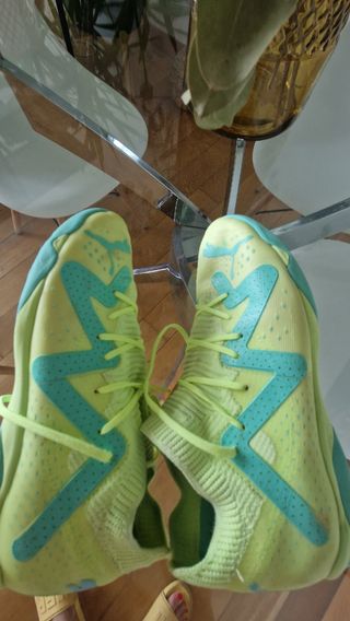 Botas fútbol sala niño talla 35
