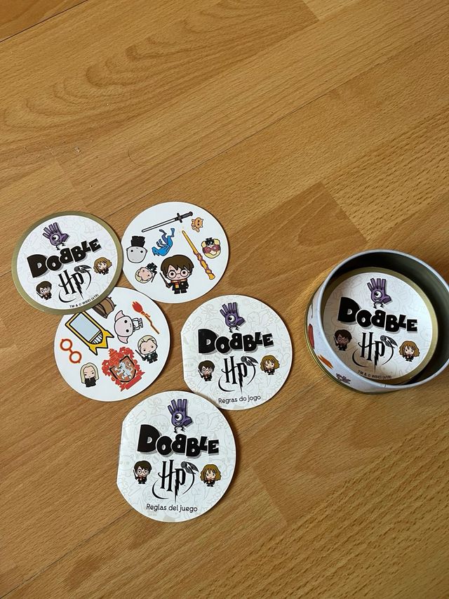 Dobble Harry Potter: Juego de cartas