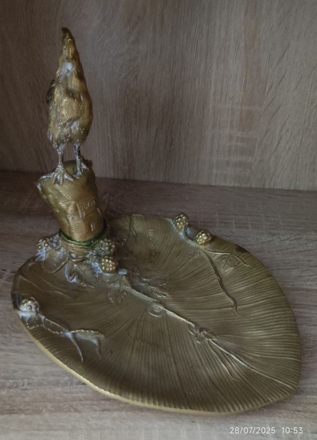 Pieza de bronce siglo XIX