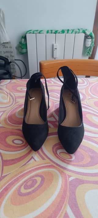 Zapatos negros tacón bajo -talla 37