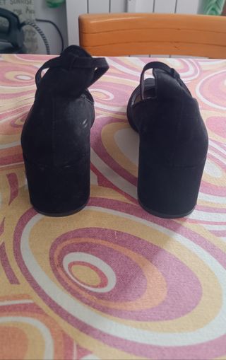 Zapatos negros tacón bajo -talla 37