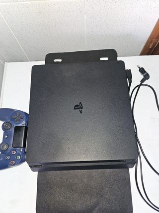 PS4 (PlayStation 4) Slim + mando azul marino 