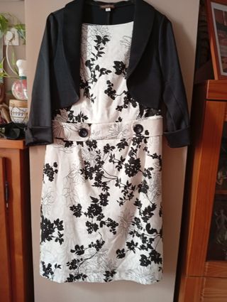 Vestido blanco y negro flores