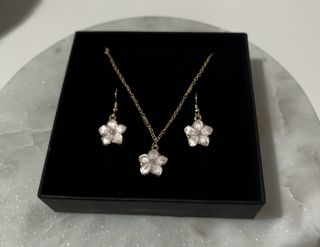 Conjunto Joyas Flores Rosa Dorado