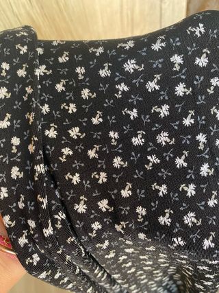 Falda midi flores - negra y blanca