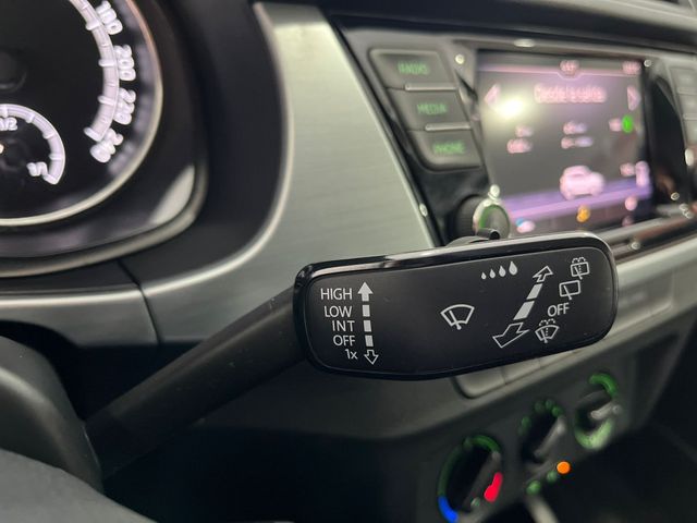 💶SIN ENTRADA 167€ 🚗 Skoda Fabia 1.0 TSI 95cv Amb