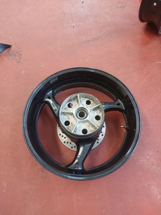 Llanta trasera Suzuki GSR 600