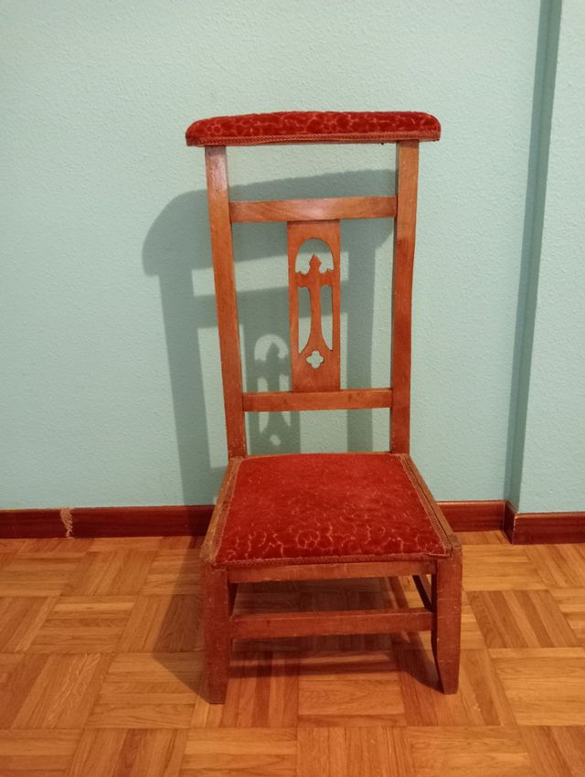 Reclinatorio de madera vintage