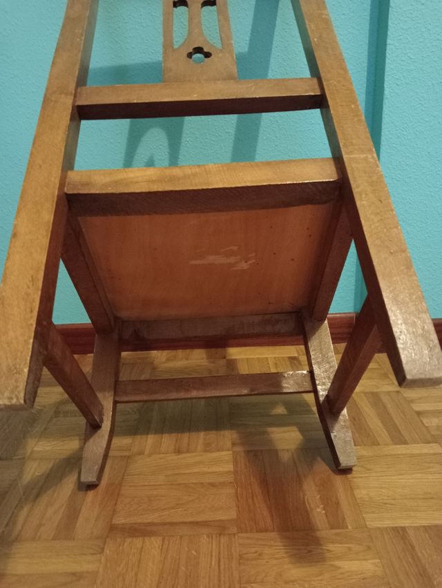 Reclinatorio de madera vintage