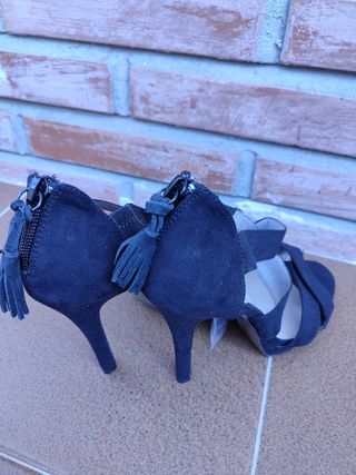 Sandalias tacón negras elegantes 