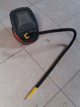 gonfiatore/soffiatore/pompa a piedi